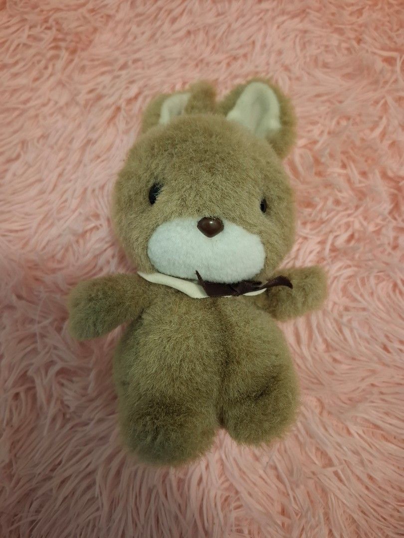 Sun Arrow Vintage Rabbit Lucky Plush (Category: Plushies & Soft Toys) located in Cavite. Submitted by cyanaide (Listing ID 1465022358, Image 1). Description: With etiketa.