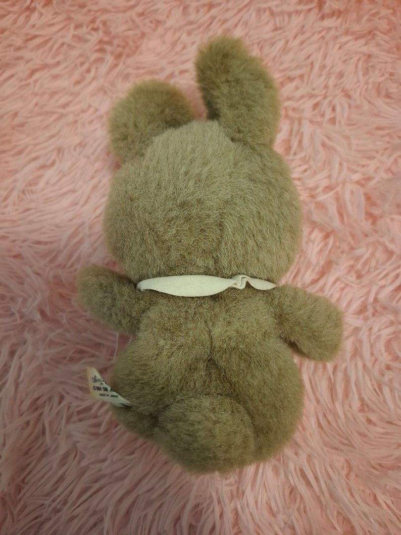 Sun Arrow Vintage Rabbit Lucky Plush (Category: Plushies & Soft Toys) located in Cavite. Submitted by cyanaide (Listing ID 1465022358, Image 2). Description: With etiketa.