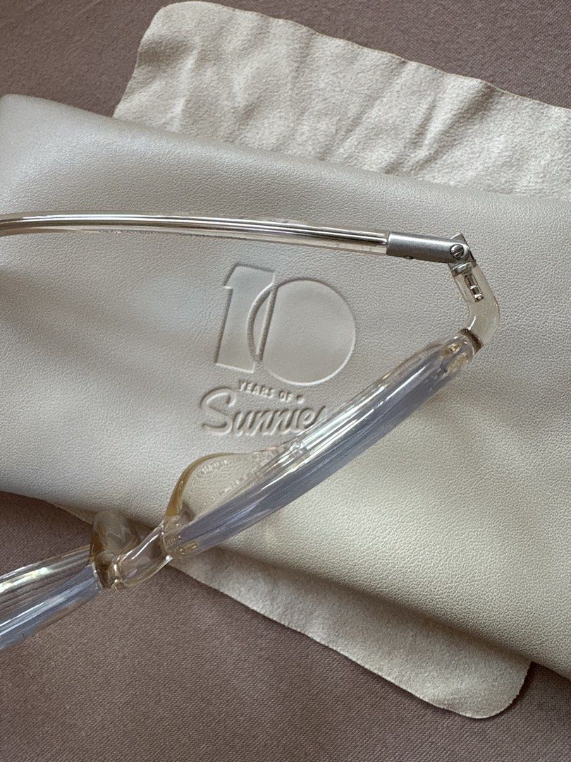 Sunnies Studios Eleanor clear glasses (Category: Sunglasses & Eyewear) located in Manila. Submitted by yvnnchy (Listing ID 1465021180, Image 2). Description: - Brand: Sunnies Studios - Model: Eleanor (SS1182CS) - Color/Style: Chunky square silhouette in clear with clear lenses - Inclusions: Matching Sunnies pouch and cleaning cloth set - Perfect for: Everyday optical wear or style frames.