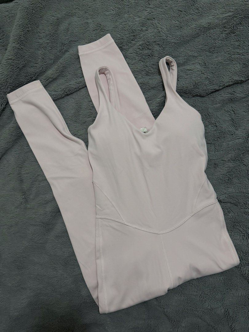Super Rare •Lululemon Align Bodysuit (Category: Activewear) located in Dasmarinas. Submitted by shoppingaccount__ (Listing ID 1465050472, Image 3). Description: super rare na ung ganto lalo ung color!! dot 0 xxs to xs padded perfect for pilates and yoga .
