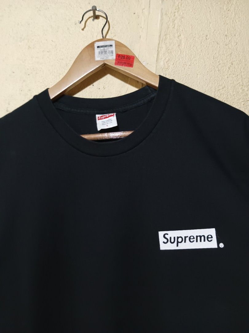 Supreme (Category: Activewear) located in San Pablo. Submitted by thriftyjd (Listing ID 1465070549, Image 3). Description: Dimes L30 x W21 Condition/color rate: 9.5/10 No Issue.