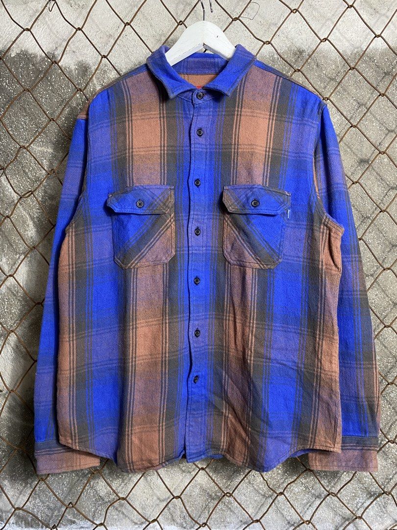 SUPREME HEAVYWEIGHT FLANNEL SHIRT (Category: Formal Shirts) located in Cabanatuan. Submitted by adrialesdrip (Listing ID 1465081482, Image 1). Description: Size medium Width 23 Length 30 Condition good Color rate 9 See all details .