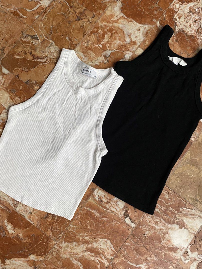 TAKE ALL BASIC TOPS (Category: Sleeveless) located in Pasig City. Submitted by minnie.12 (Listing ID 1465137582, Image 1). Description: Negotiable Clothes is just wrinkled from folding Bershka and HM 📍Pasig city 🚛 jnt / lalamove shouldered by buyer MOP: Gcash.