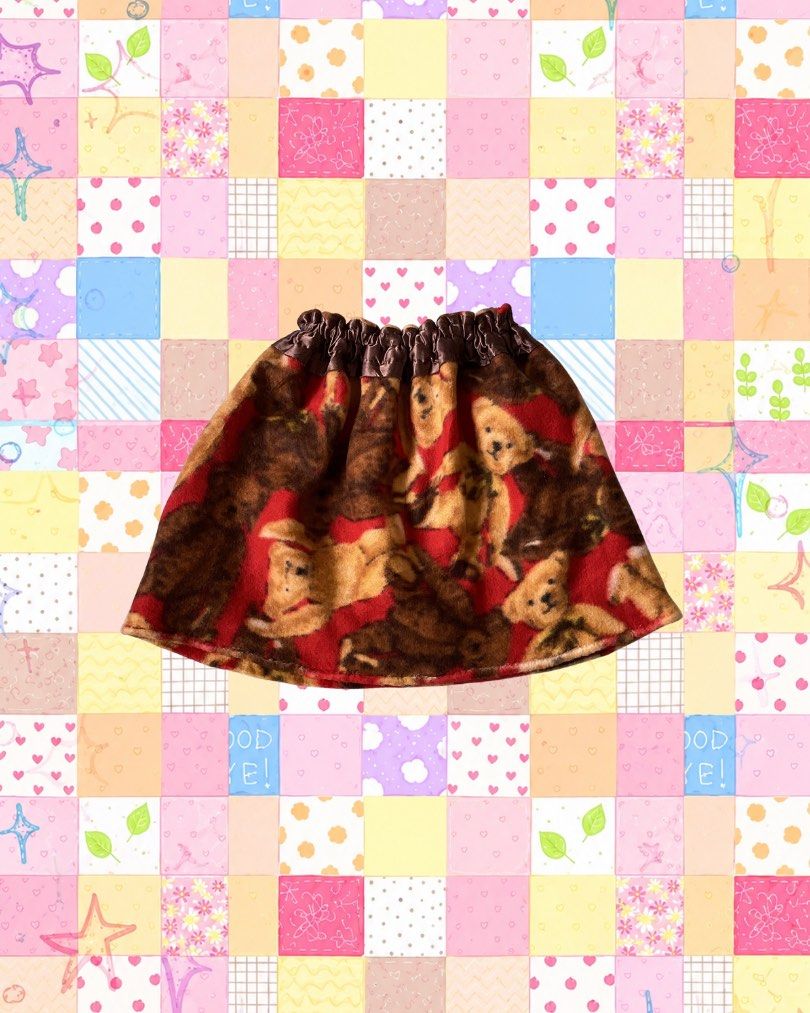 teddy bear skirt (Category: Skirts) located in Alfonso. Submitted by glenngarcia03 (Listing ID 1465107227, Image 1). Description: freesize because it is stretchy.