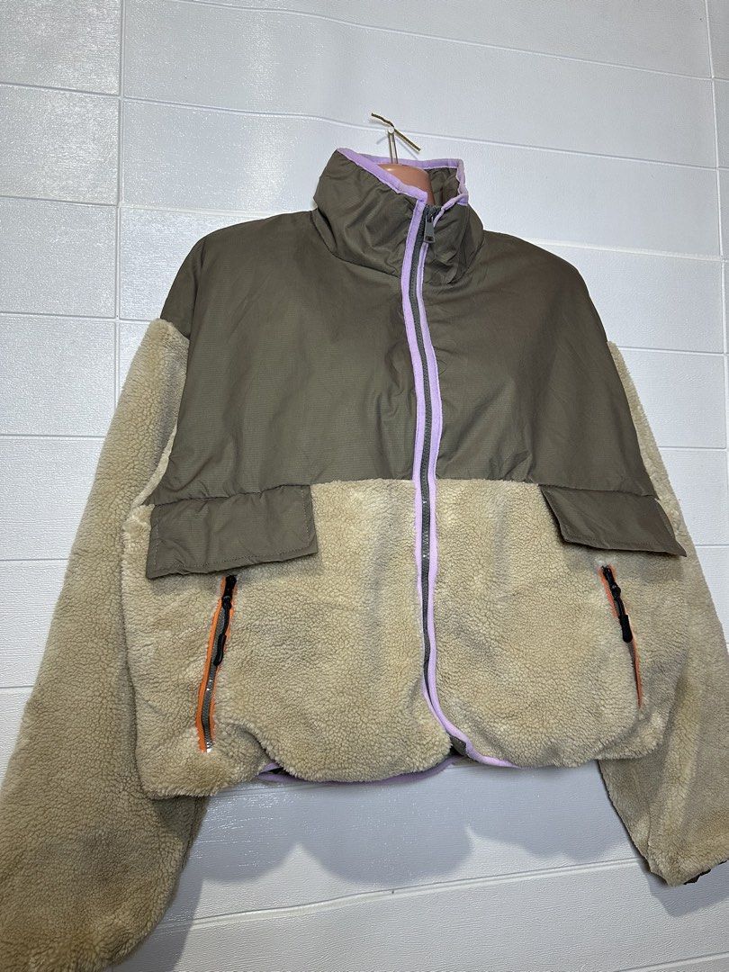 Teddy Jacket (Category: Coats, Jackets and Outerwear) located in La Trinidad. Submitted by jen27__ (Listing ID 1464974224, Image 2). Description: No flaws can fit small to large.