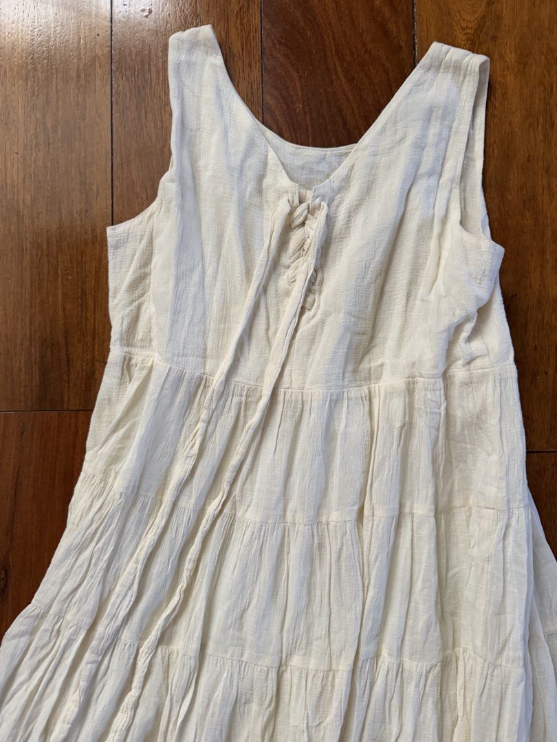Tent dress XS S (Category: Dresses) located in Quezon City. Submitted by closet.cha (Listing ID 1465052781, Image 3). Description: Very nice tent dress Fabric feels like cotton textured Breezy to wear. Imagine wearing this at a garden park or beach! Worn only 1-2x max Free size can fir xs-s No issue No return no exchange No haggle and low baller offers. No other photos or when worn for flat lays. No Meet-Ups No Cash on Delivery No Pera Padala at 