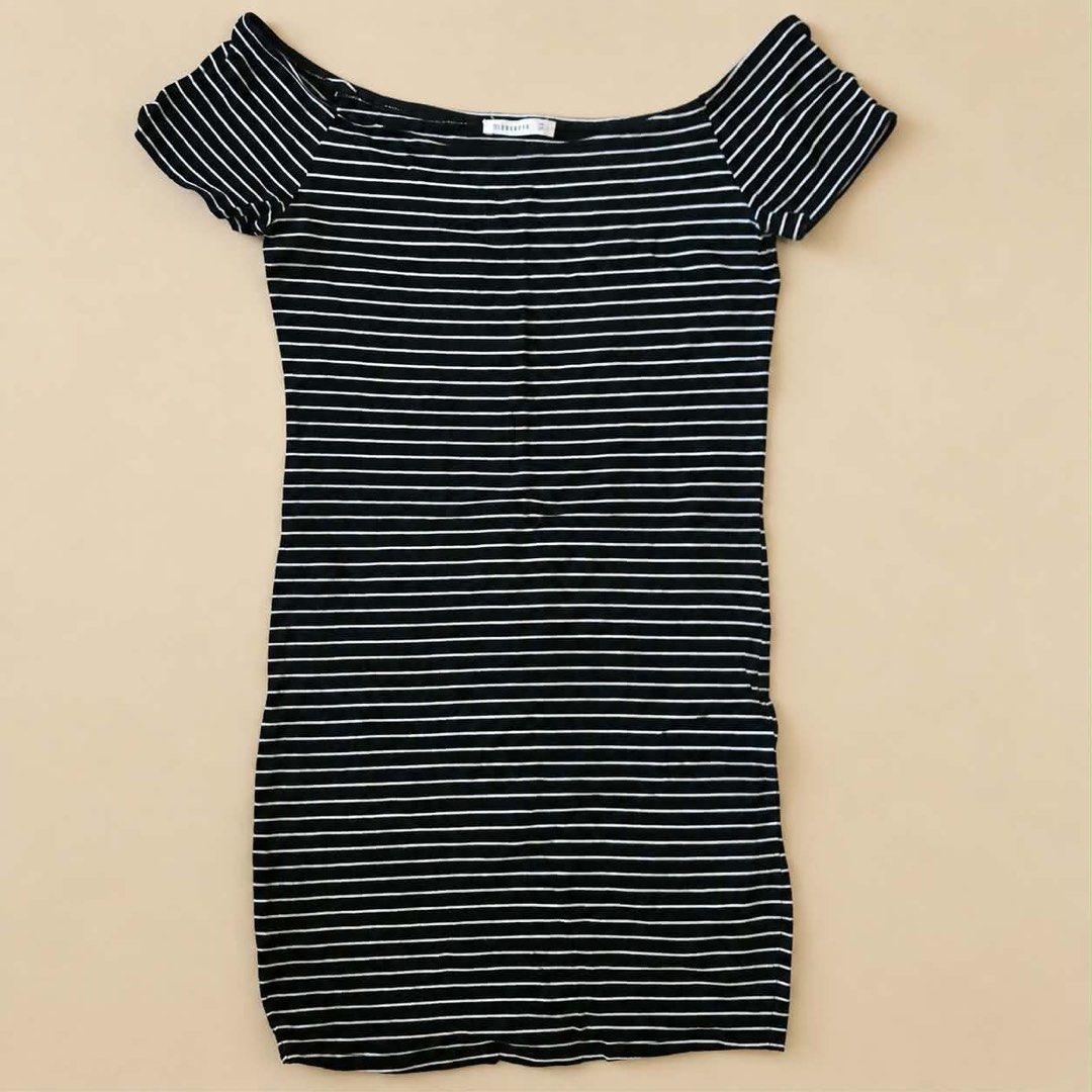 Terranova Dress (Category: Dresses) located in Cavite. Submitted by rareclothing.ph (Listing ID 1465099539, Image 1). Description: .