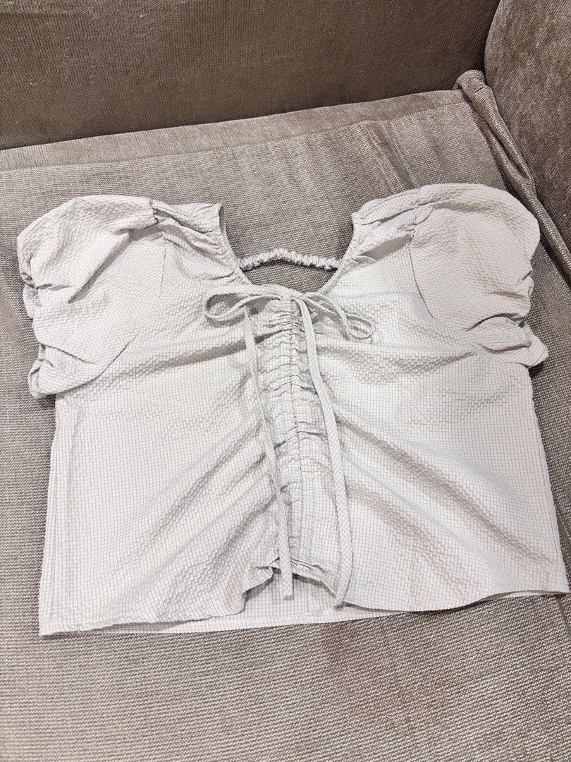 THAI | Light Green Ruched Tie-Front Puff Sleeve Top (Category: Blouses) located in Manila. Submitted by lovedbyons (Listing ID 1465043331, Image 1). Description: .