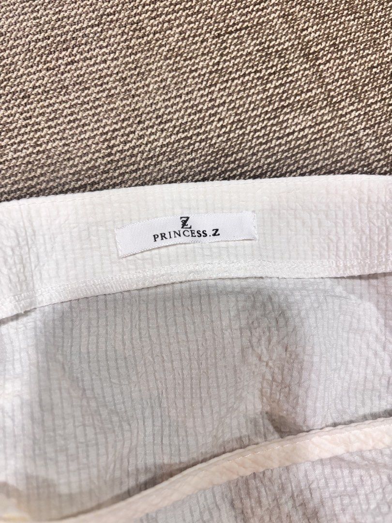 THAI | Light Yellow Flutter-Sleeve Peplum Top (Category: Blouses) located in Manila. Submitted by lovedbyons (Listing ID 1465042324, Image 3). Description: .