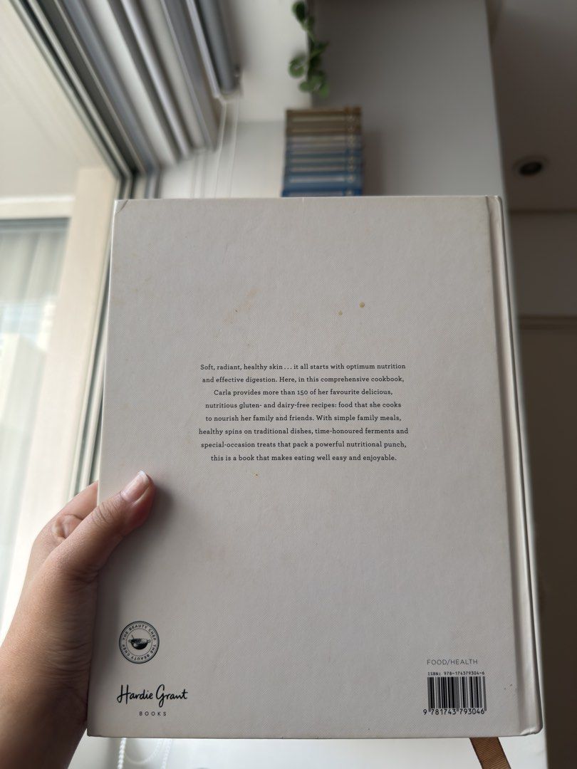 The Beauty Chef (Hardbound) (Category: Storybooks) located in Pasig City. Submitted by atticstreet (Listing ID 1464985691, Image 3). Description: .