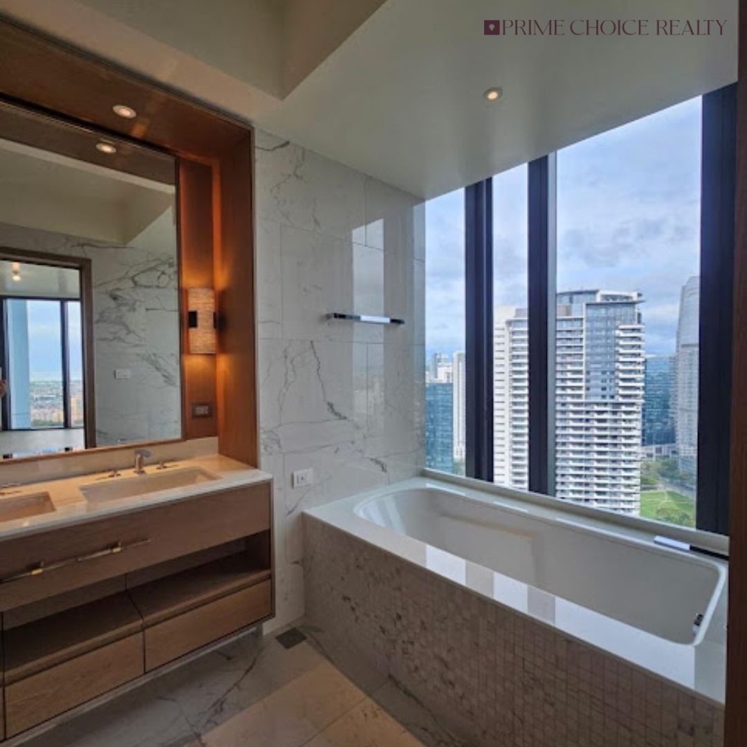 SHANG AURELIA SIGNATURE UNIT (Category: Apartments & Condos) located in Quezon City. Submitted by primechoicerealtyinc (Listing ID 1465004102, Image 3). Description: FOR SALE SHANG AURELIA SIGNATURE UNIT PROPERTY DETAILS • 338 sqm Floor Area • East Tower • Signature Unit • 3 Bedrooms + Family Room • 3 Parking Slots • Huge Balcony • Elevated Views with Lush Greenery • Facing the Building Fountain & Singapore Embassy Asking Price: ₱199,000,000 + Bu