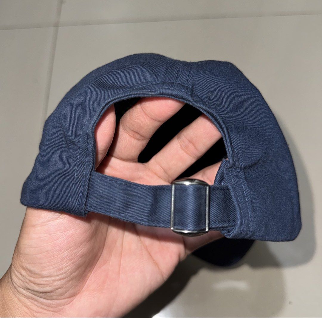 Tommy Cap Navy Blue (Category: Caps & Hats) located in Bacolod City. Submitted by thriftppy_ (Listing ID 1464990991, Image 3). Description: TOMMY HILFIGER NABY BLUE CAP One size fits all Color rate: 9.8/10 Condition: Excellent near new Issue(s): None DM for sure buyers 📥 Mode of payment:GCASH, BANK TRANSFER Unli vouch and vc for safety transaction. 📌Color may vary due to lighting📸 📦 Shipping via JNT EXPRESS🚚 📍Location: Bacolod City, Negros 