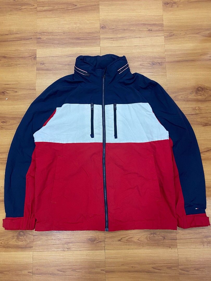 Tommy Hilfiger Packable Hood Windbreaker (Category: Hoodies) located in Cavite. Submitted by six_thrift.ph (Listing ID 1465065832, Image 1). Description: 25x29 No flaws 850 + sf Dasmariñas, Cavite.