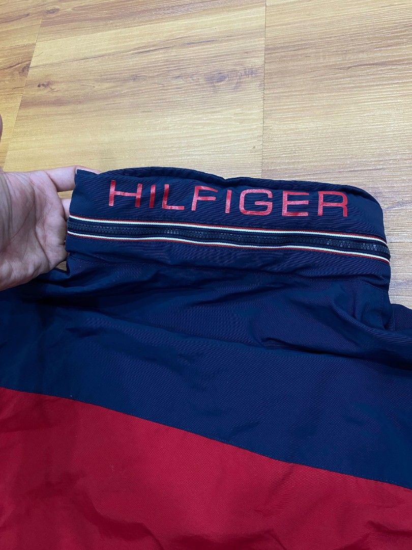 Tommy Hilfiger Packable Hood Windbreaker (Category: Hoodies) located in Cavite. Submitted by six_thrift.ph (Listing ID 1465065832, Image 3). Description: 25x29 No flaws 850 + sf Dasmariñas, Cavite.