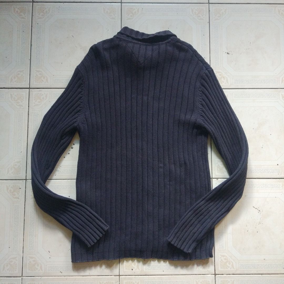 Tommy Hilfiger Zip Sweater XL (Category: Coats, Jackets and Outerwear) located in Pasay City. Submitted by denimdude.ph (Listing ID 1465075126, Image 2). Description: .
