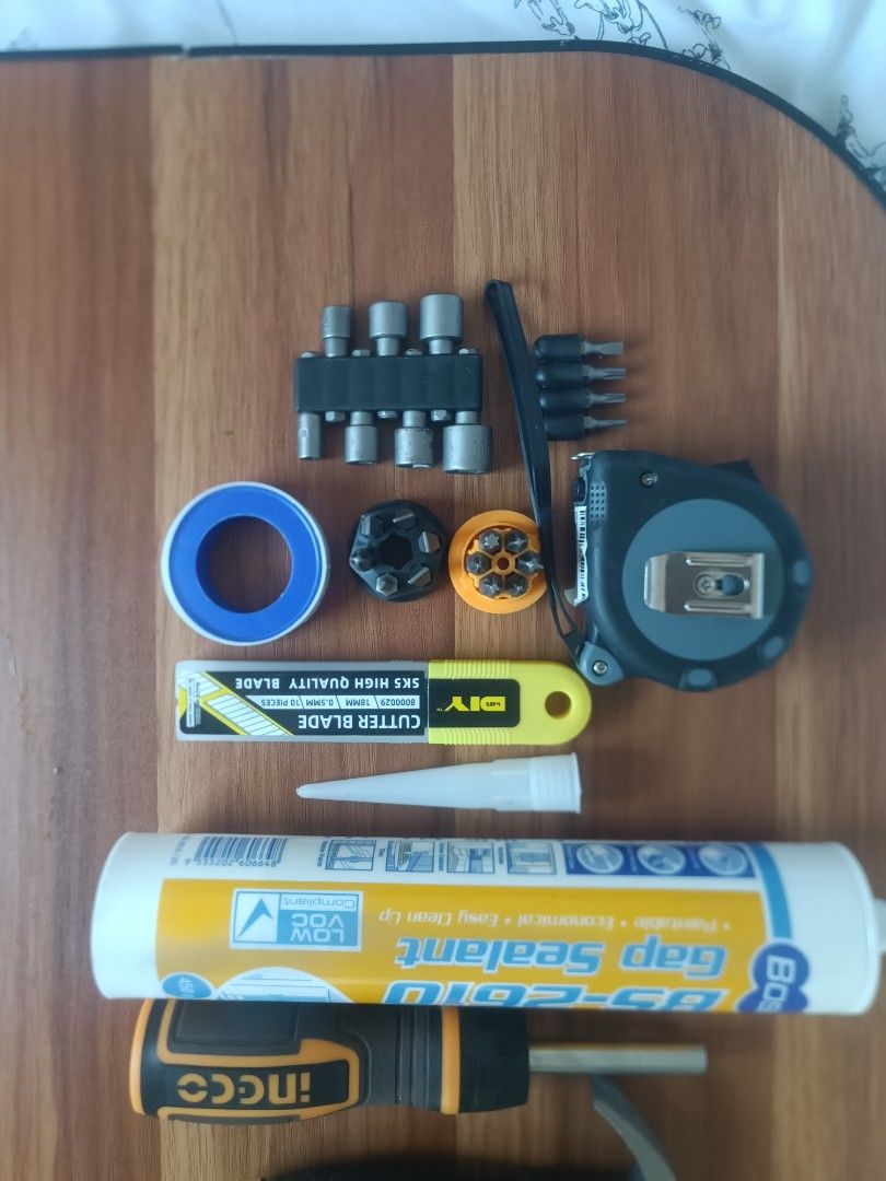 Tools Set (Category: Construction Tools & Equipment) located in Manila. Submitted by lifestyledph (Listing ID 1464867283, Image 2). Description: 🛠️ Tools Set - Like New / Mostly Unused Selling as a set: Brand-new gap sealant Unused hammer Unused Teflon tape Glue gun — used once Screwdriver set — used once Tape measure — used once Blade set — only one blade taken Everything is good as new and barely used. 💰 ₱400 for the whole set.