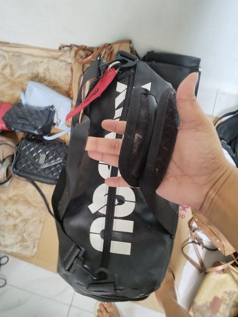 Travel bag/ gym bag (Category: Belt bags, Clutches and Pouches) located in Cavite. Submitted by bagssection04 (Listing ID 1465013519, Image 3). Description: Travel bag or Gym bag drak gray color large size like new condition.