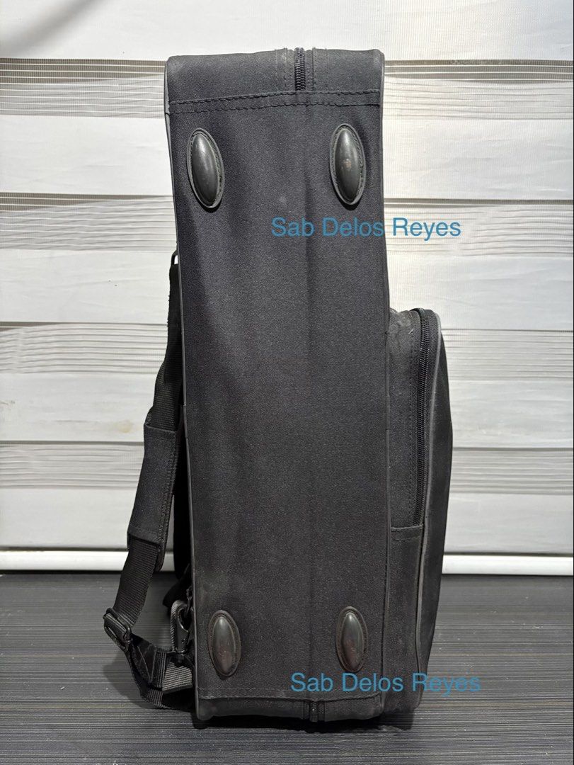 Trumpet j.michael Gig Bag Case (Category: Musical Instruments) located in Manila. Submitted by musicman12 (Listing ID 1465005885, Image 3). Description: TRUMPET : GIG BAG BRAND : J.MICHAEL Japanese Technology BACKPACK STYLE Lightweight : Condition : Used!!! Good Condition!!!.
