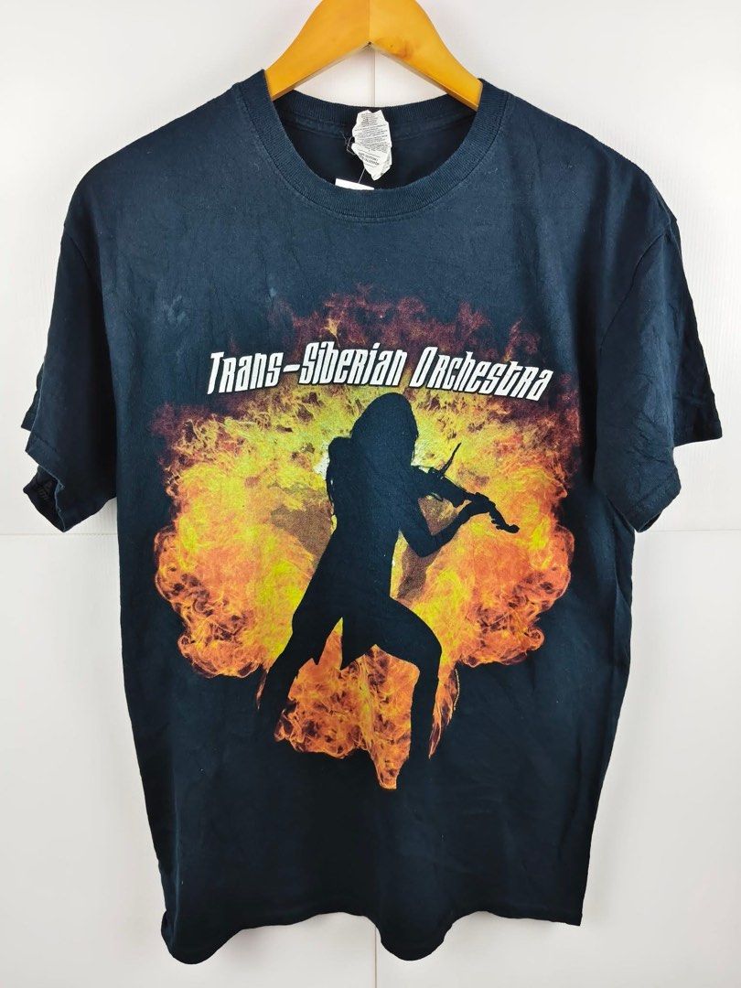 TSHIRT BUNDLE (Category: Tshirts & Polo Shirts) located in Lahad Datu. Submitted by izzah.95 (Listing ID 1464992072, Image 1). Description: 👕 Postage dari lahad datu, Sabah 👕 Saiz rujuk pada gambar detail 👕 Kondisi cun 👕 Harga boleh nego.