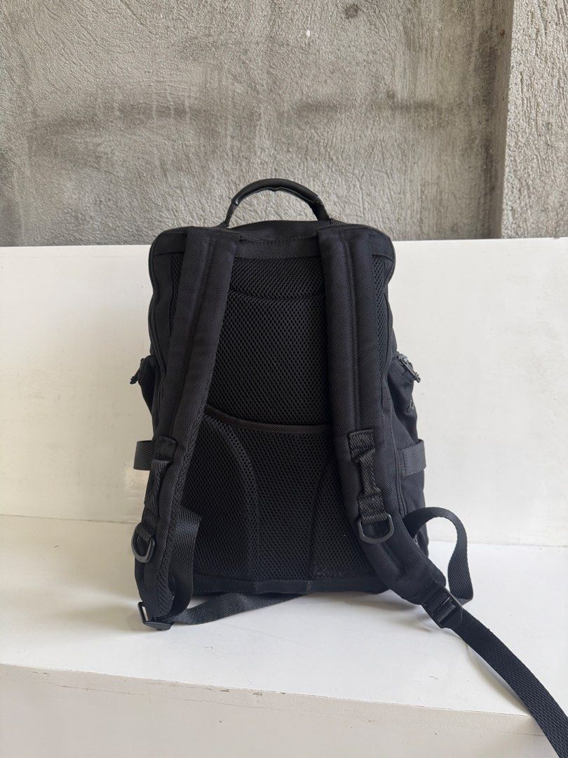 Tumi backpack (Category: Luxury Bags & Wallets) located in Manila. Submitted by _lokithrift_ (Listing ID 1465023859, Image 3). Description: Tumi backpack .