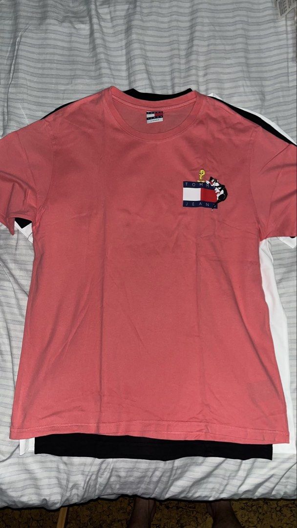 Twitty Bird x Tommy Hilfiger (Category: Tshirts & Polo Shirts ) located in Baliuag. Submitted by daily_clozzy (Listing ID 1465030466, Image 1). Description: .