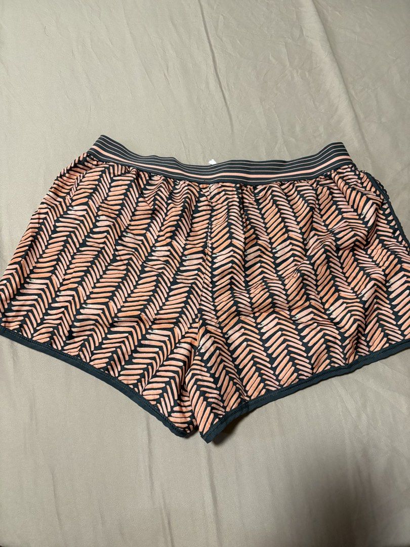 UA Running Shorts (Category: Activewear) located in Santa Rosa. Submitted by byhauteph (Listing ID 1465132496, Image 3). Description: With inner panty With pocket inside Garterized.