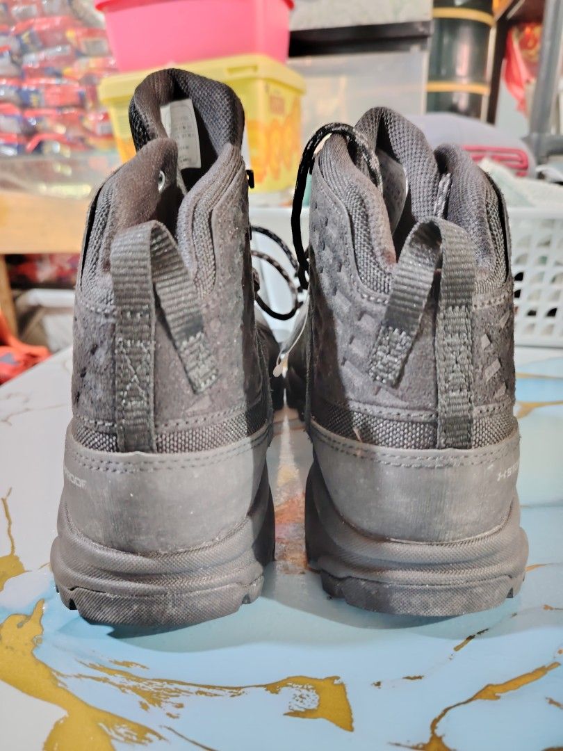 Sold (Category: Boots) located in Roxas, Palawan. Submitted by dadz30 (Listing ID 1465082663, Image 2). Description: Sold.