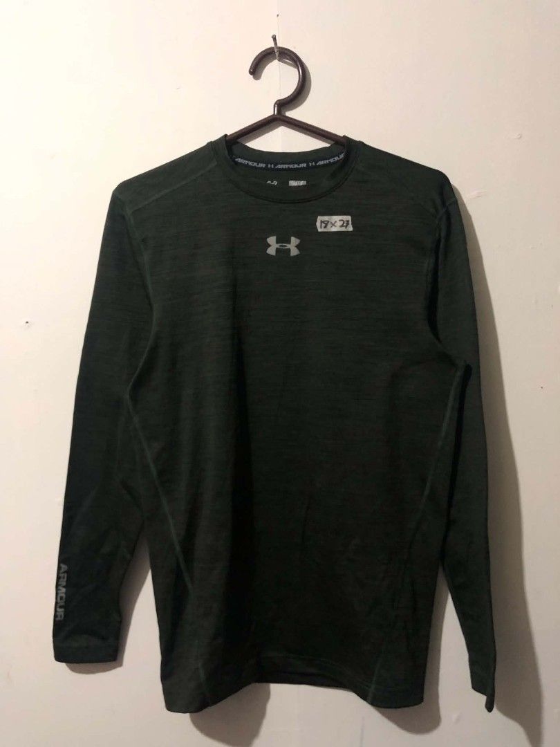 Under Armour Compression (Category: Tshirts & Polo Shirts ) located in Pasig City. Submitted by geloangelo17550 (Listing ID 1465155024, Image 1). Description: Authentic Excellent condition No issue.