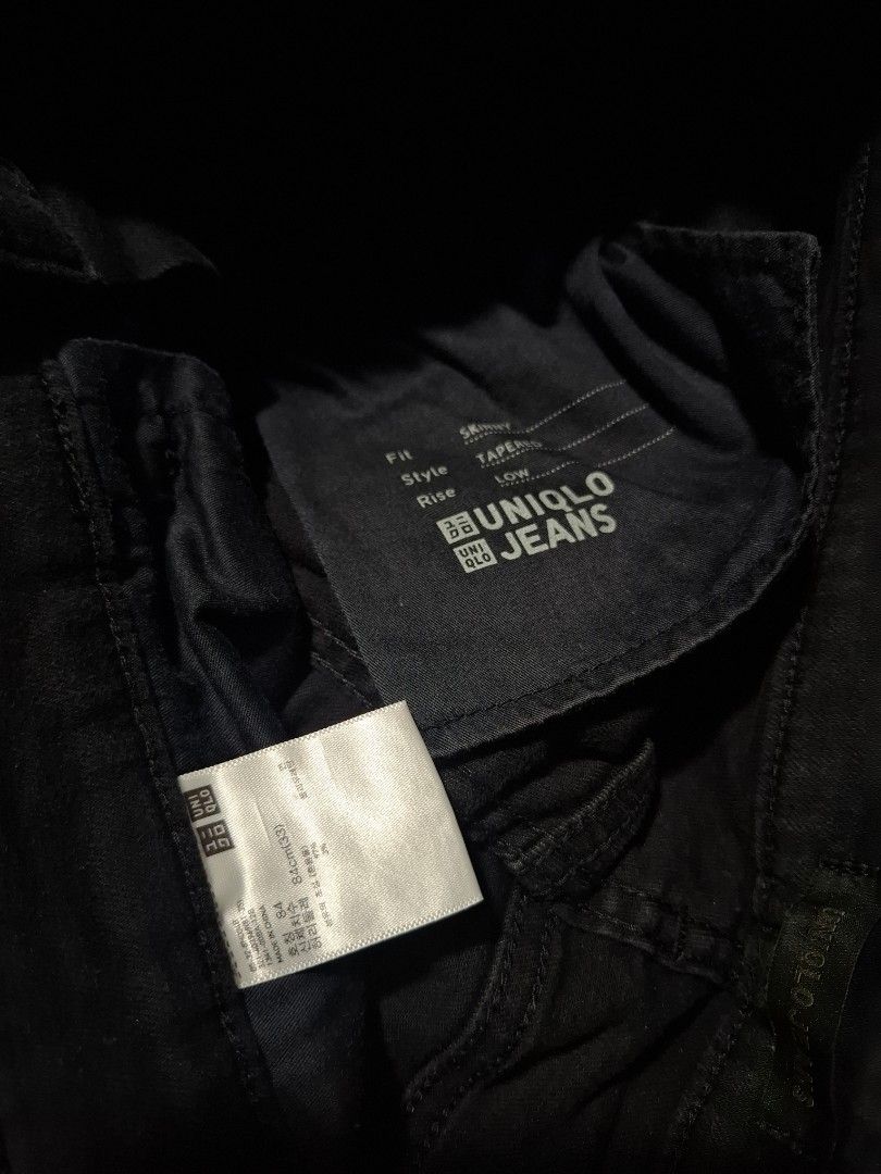 Uni qlo (Category: Jeans) located in Manila. Submitted by rp.thrift (Listing ID 1465086523, Image 3). Description: .