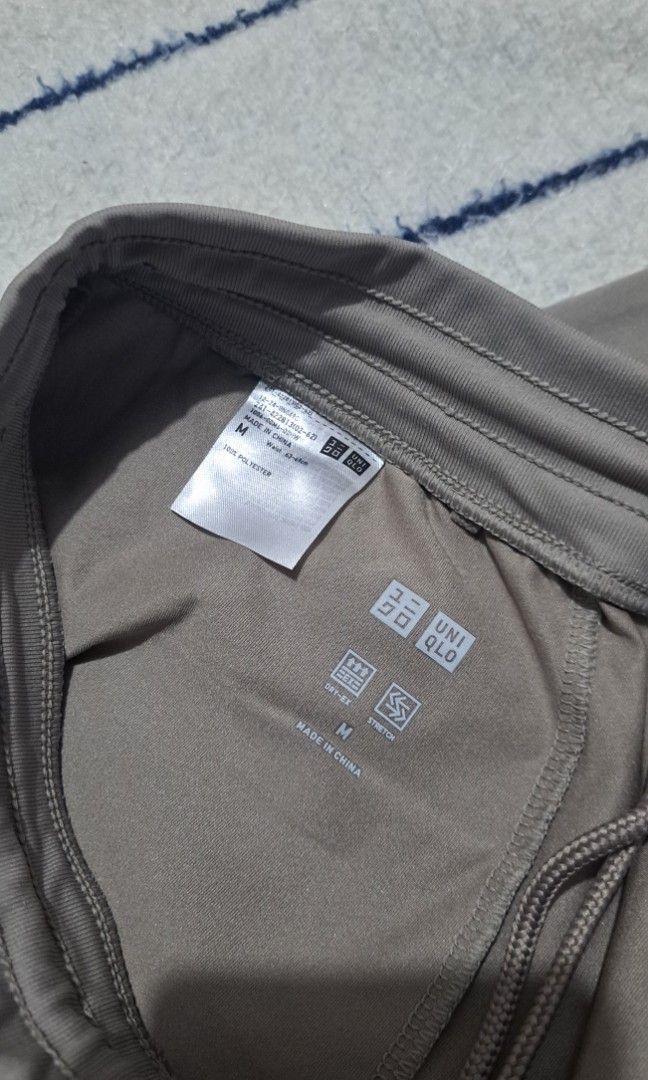 Uniqlo (Category: Other Bottoms) located in Baguio. Submitted by thriftfit17 (Listing ID 1465101946, Image 3). Description: uniqlo size M almost new php 500 dm if interested 🤙.