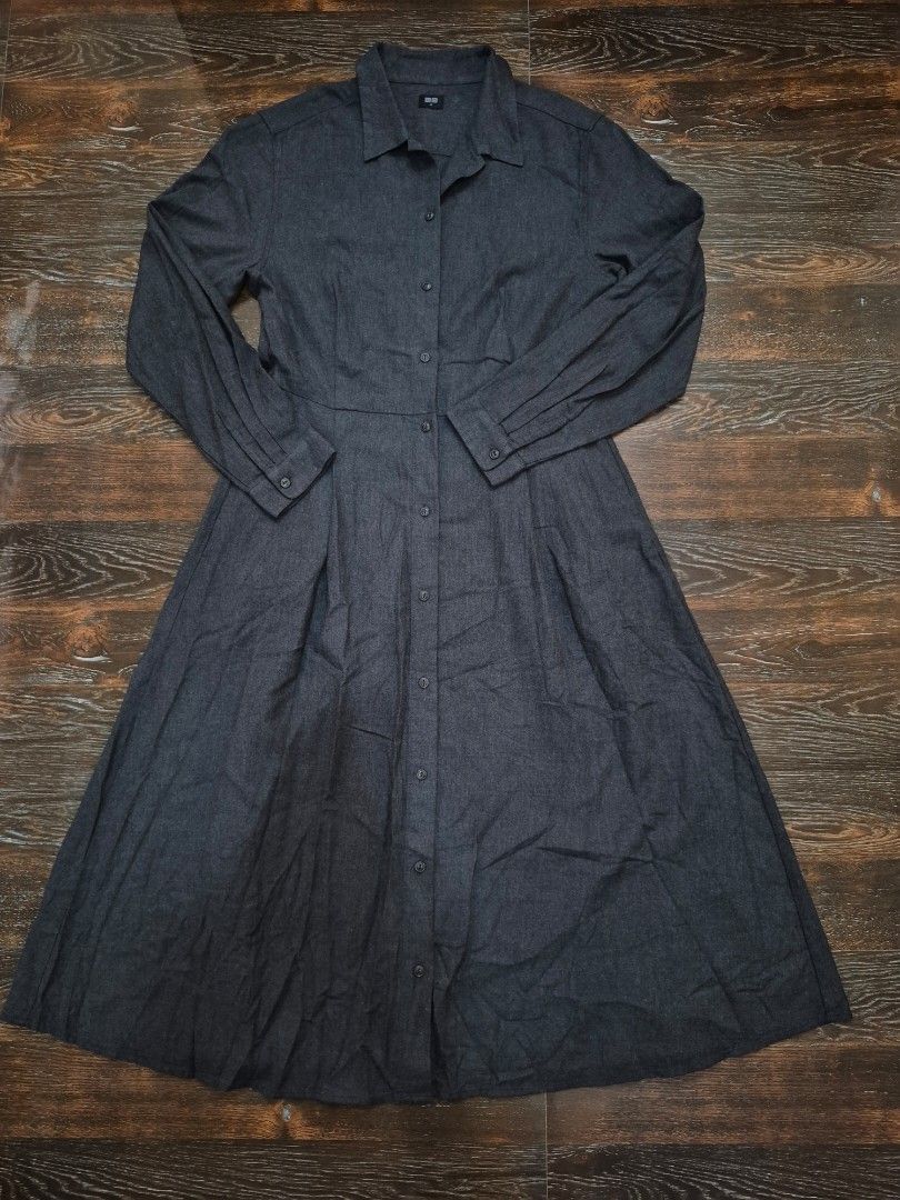 Uniqlo Dress (Category: Dresses) located in Santa Cruz. Submitted by deenem (Listing ID 1464981255, Image 2). Description: Bust: 34-35 Waist:28-29 Lenght: 41.