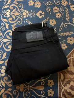 (Category: ) located in . Submitted by hm__store (Listing ID 1465166854, Image 1). Description: .