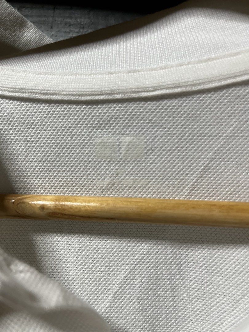 Uniqlo plain polo ✨ (Category: Tshirts & Polo Shirts ) located in San Jose. Submitted by thriftfindsarchive (Listing ID 1465101062, Image 3). Description: Size M Width 21 Length 27 No issue As new condition 9/10 color rate Fave ✨.