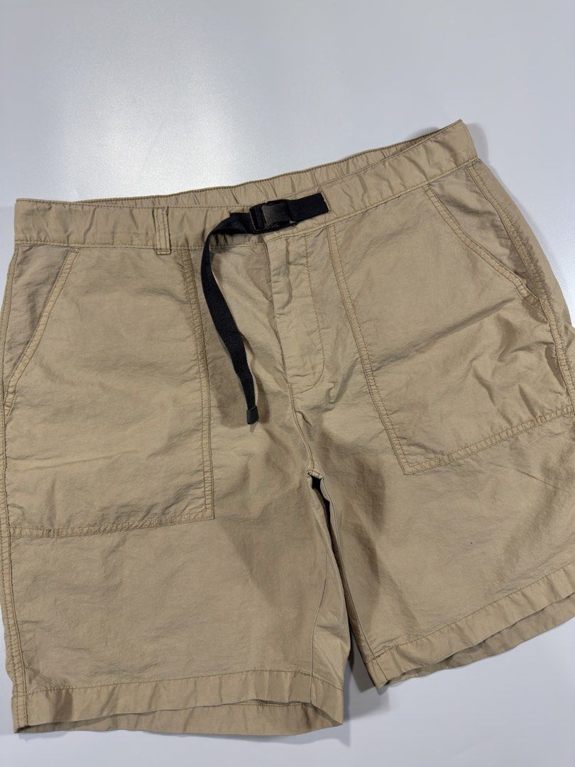 Uniqlo Utility shorts (Category: Shorts) located in Alicia. Submitted by rigzoneph (Listing ID 1465076384, Image 2). Description: WTS UNIQLO UTILITY EXCELLENT CONDITION 34 WAIST 19 LENGTH NO ISSUE 9/10 COLOR RATE - PANG EVERYDAY WEAR🤝 680 FREE SHIP MINDANAO.