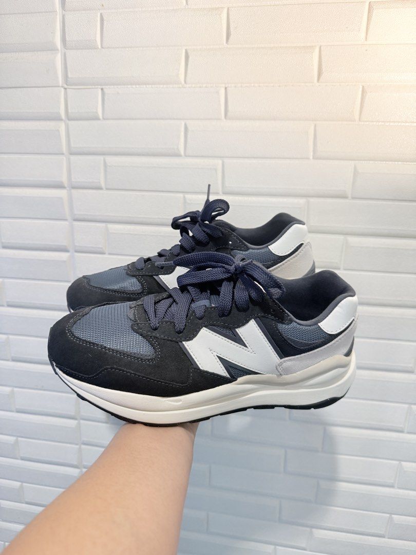 US Men 9.5 NB 5740 “Navy Blue” M5740HCA (Category: Casual Shoes) located in Quezon City. Submitted by slowpopanda (Listing ID 1465108837, Image 3). Description: Materials: Premium suede Mesh upper Lace-up closure Bought late 2024 Only used once RFS: Not being used .