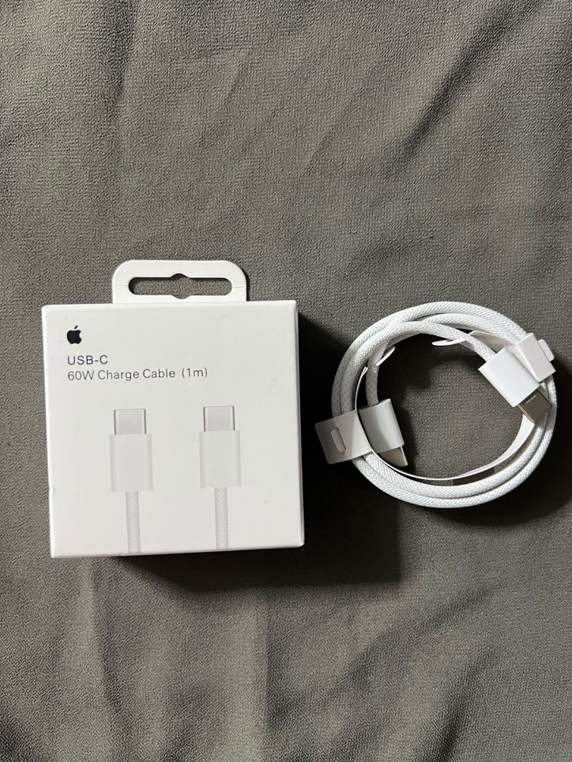 USB C CHARGE CABLE MCBOOK 1M (Category: Chargers & Cables) located in Manila. Submitted by itsashy (Listing ID 1465111275, Image 1). Description: MEET UP LALAMOVE J&T.