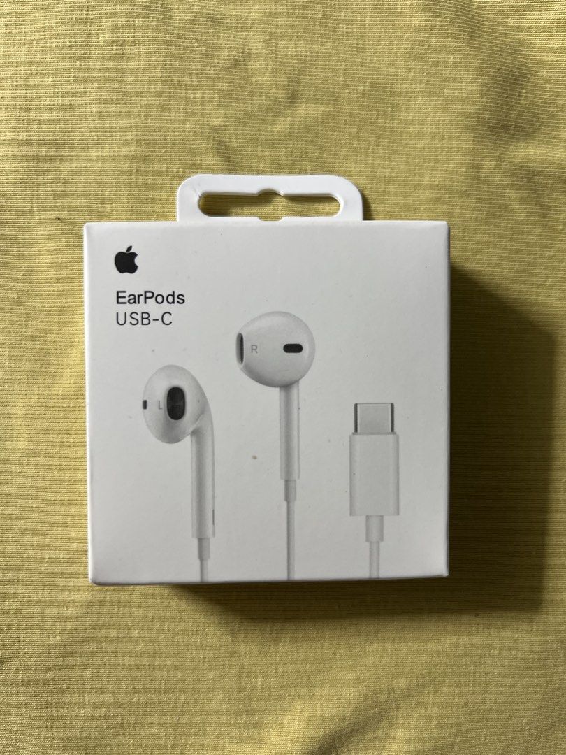 USB C EARPODS IPHONE 15/16/17 PROMAX (Category: Earphones) located in Manila. Submitted by as_onlineshop11 (Listing ID 1465100946, Image 1). Description: .
