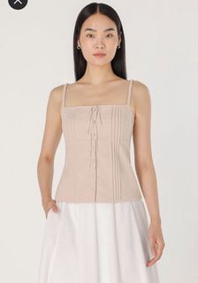 (Category: ) located in . Submitted by busywardrobe (Listing ID 1465079329, Image 1). Description: .