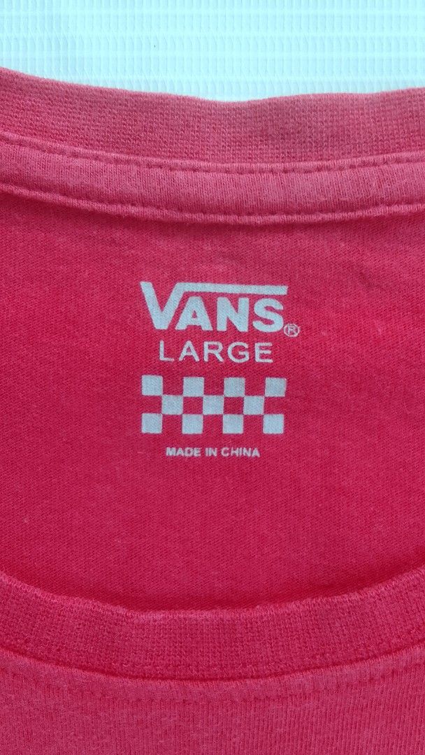 Vans AP Skate Over Red Tee (T) (Category: Tshirts & Polo Shirts ) located in Cebu City. Submitted by babradede215 (Listing ID 1465000743, Image 3). Description: Length : 29 Width : 21 Color Rate : 9.9/10.