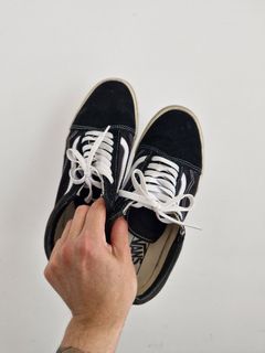 (Category: ) located in . Submitted by shoeshoeshoessssss (Listing ID 1465088357, Image 1). Description: .