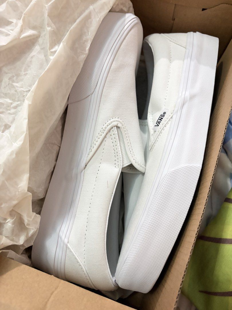 Vans Slip On All White (Category: Casual Shoes) located in Lucena. Submitted by asdshei (Listing ID 1465075306, Image 1). Description: Unused With box Original Size 7 mens 8.5 womens.