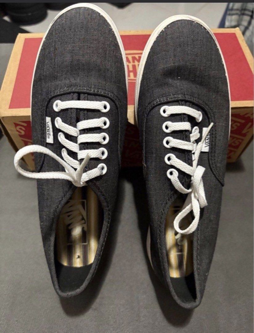 Vans sneakers (Category: Sneakers) located in Manila. Submitted by bwshoppe (Listing ID 1465043896, Image 1). Description: Brand new with box Size: 6 Purchased in SG @ $69 50% off its SRP.