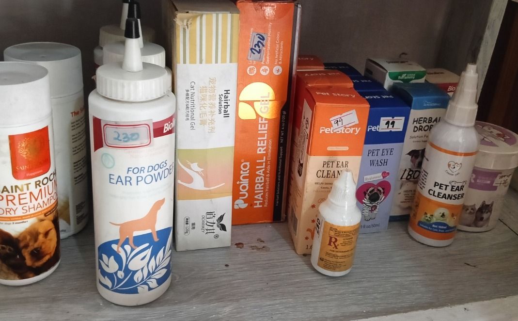 Various pet grooming tools, shampoos, and bowls (Category: Health & Grooming) located in Caloocan City. Submitted by nlightened61705 (Listing ID 1465004272, Image 2). Description: - Wide selection of pet care essentials for dogs, cats, and small animals - Available items: brushes, combs, nail clippers, sprays, shampoos, ear cleansers, toothpaste, and feeding bowls - Variety of colors and styles to choose from - Message us to check specific item a