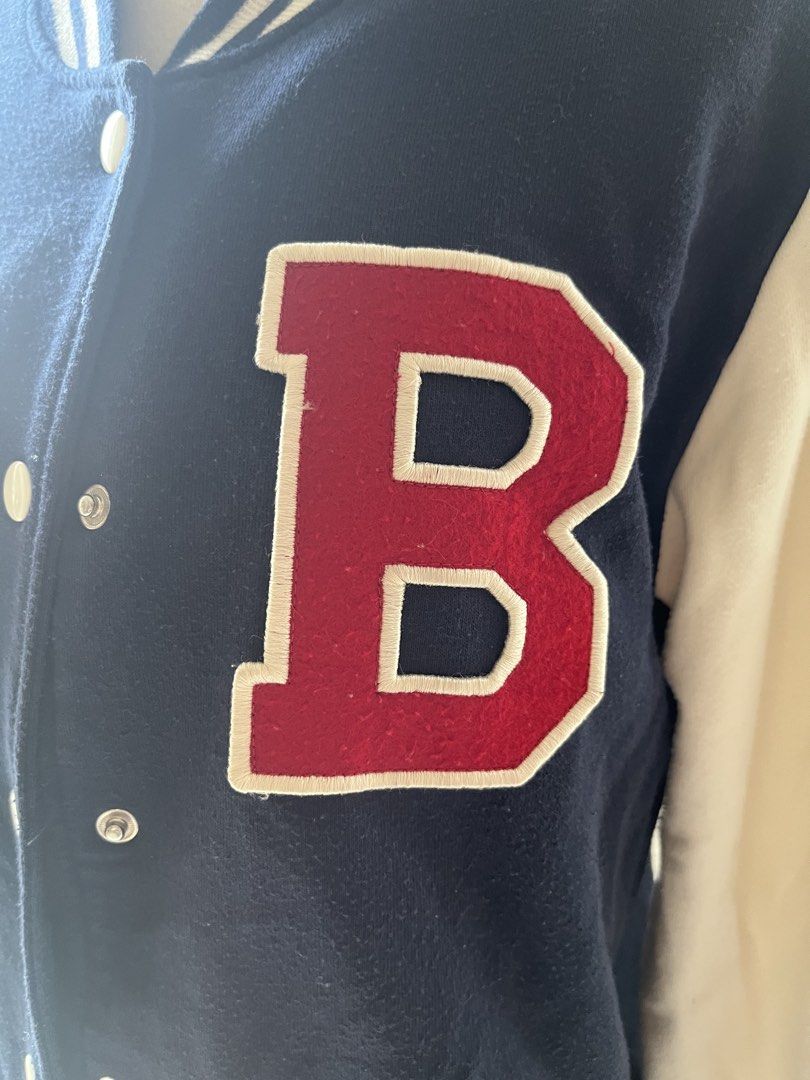 Varsity Jacket (Category: Coats, Jackets and Outerwear) located in Kuala Lumpur. Submitted by nrsryzmn (Listing ID 1465079926, Image 3). Description: Mannequin Bust:- 82cm Shoulder:- 60cm Waist:- 36cm Shoulder to Waist:- 35cm.