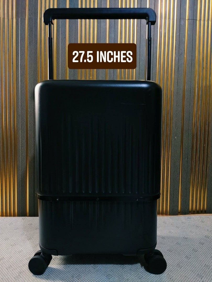 "VELO" BRAND EXPANSION TECHNOLOGY (Category: Luggage) located in Valenzuela. Submitted by se_japansurplus (Listing ID 1465043340, Image 3). Description: 😍‼️ALL SIZE IN ONE LUGGAGE‼️😍 SUPER NICE 👍 👍 "VELO" BRAND EXPANSION TECHNOLOGY ⚡⚡SALE 6,500⚡⚡ MARKET PRICE 16,500 Japan imported CARRY ON UPTO LARGE SIZE ✨Extended technology system button ✨Security Coded lock TSA APPROVED (all sizes Covered) ✨DURABLE Polycarbonate Hardshell ✨Smooth and silen