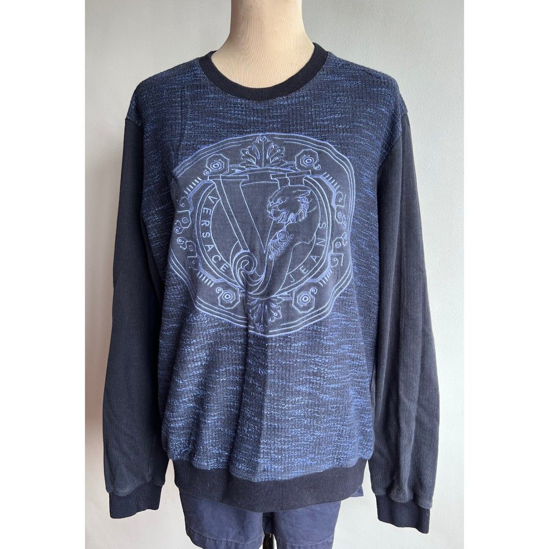 Versace Jeans Sweatshirt Jacket sweater pullover men's (Category: Coats, Jackets and Outerwear) located in Quezon City. Submitted by rosepam (Listing ID 1465079767, Image 2). Description: Versace Jeans (mid 2010s diffusion line) Logo Crewneck Sweatshirt Size on tag: M *sticky lang yung wash tag (nagkadikit dikit) FIX PRICE Measurements posted for reference Wash before wearing (stored item).