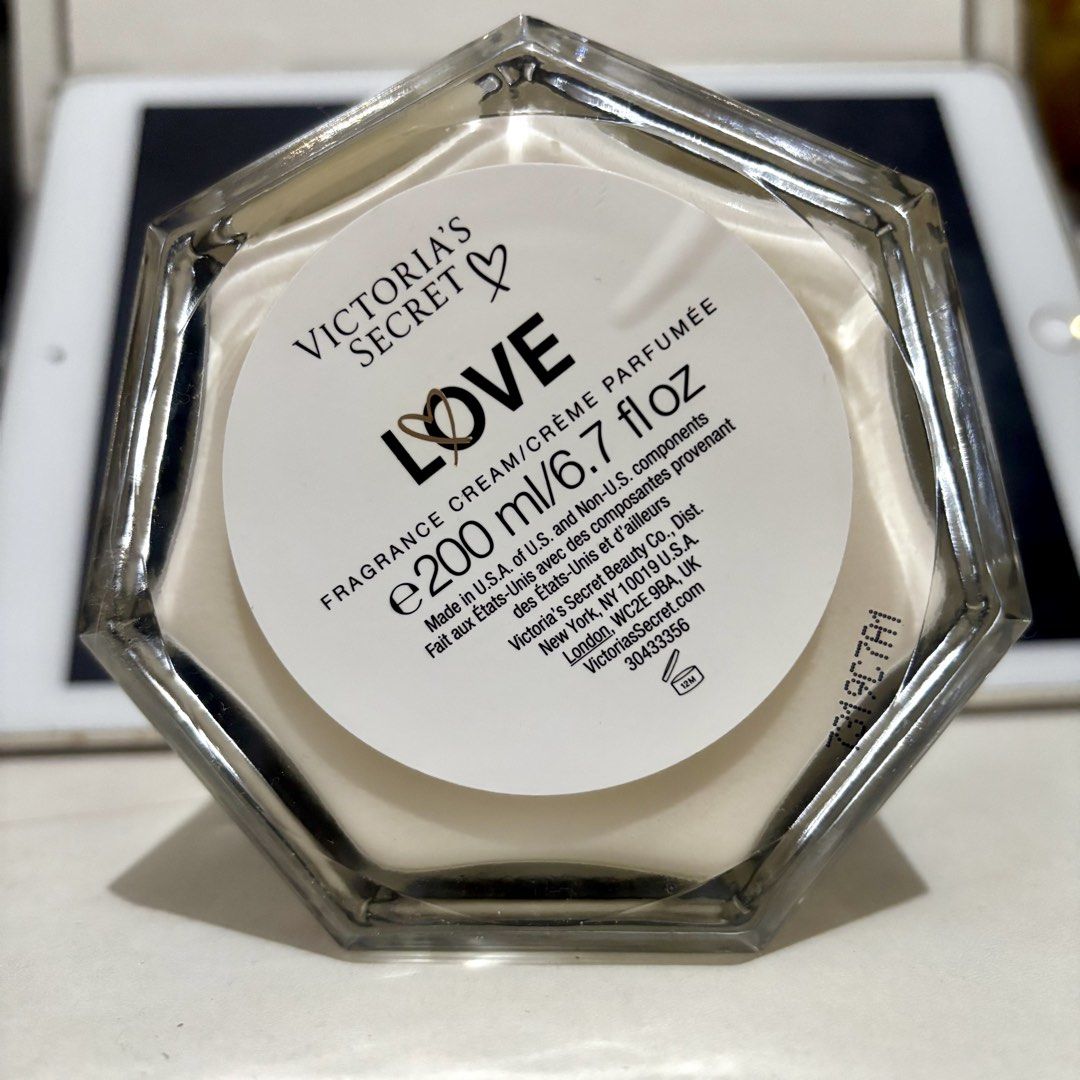 Victoria Secret Body Parfumee (Category: Fragrance & Deodorants) located in Manila. Submitted by our2ndshoppe (Listing ID 1465037995, Image 2). Description: once used not my scent original VS .