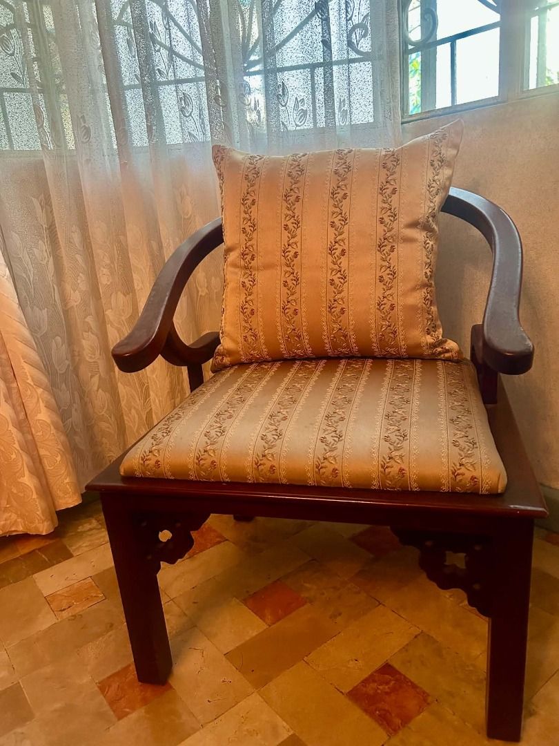 Vintage 1990s Narra Coffee Table & Chairs Set - 3-Piece Set (Category: Other Home Furniture) located in Malabon City. Submitted by zorlone (Listing ID 1465054827, Image 2). Description: Elevate your living space with this beautiful, sturdy vintage coffee set, meticulously crafted from rich Narra wood in the 1990s. This classic piece of craftsmanship offers both timeless style and enduring durability. The Set Includes: Two Heavy Narra Armchairs: F