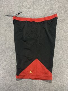 (Category: ) located in . Submitted by dailywear6200 (Listing ID 1465058844, Image 1). Description: .