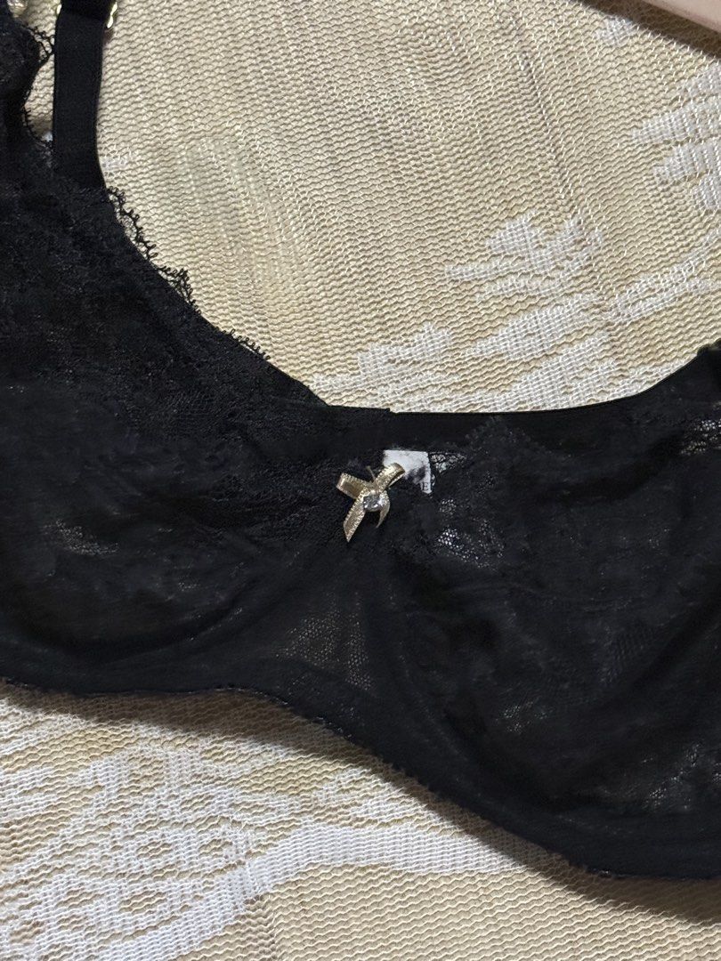 vintage etam lace bra (Category: Undergarments & Loungewear) located in Manila. Submitted by lovesgisele. (Listing ID 1465049295, Image 3). Description: cup D.